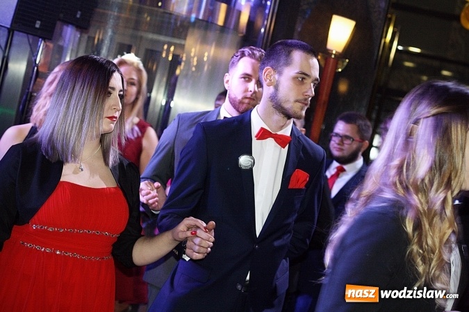 Zdjęcie w galerii na portalu naszwodzislaw.com: Maturzyści PCKZiU bawią się na studniówce w Hotelu Amadeus wiadomości z regionu