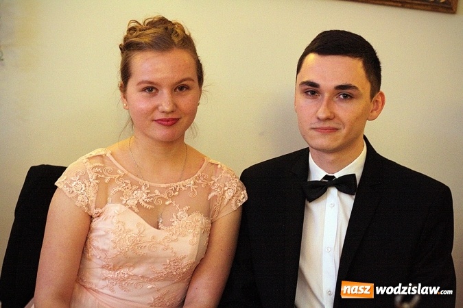 Zdjęcie w galerii na portalu naszwodzislaw.com: Za 110 dni matura. Część uczniów z ZST bawi się w Gościńcu Wodzisławskim wiadomości z regionu