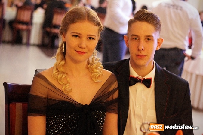 Zdjęcie w galerii na portalu naszwodzislaw.com: Za 110 dni matura. Część uczniów z ZST bawi się w Gościńcu Wodzisławskim wiadomości z regionu