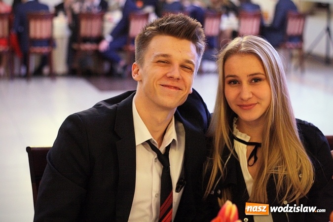 Zdjęcie w galerii na portalu naszwodzislaw.com: Za 110 dni matura. Część uczniów z ZST bawi się w Gościńcu Wodzisławskim wiadomości z regionu