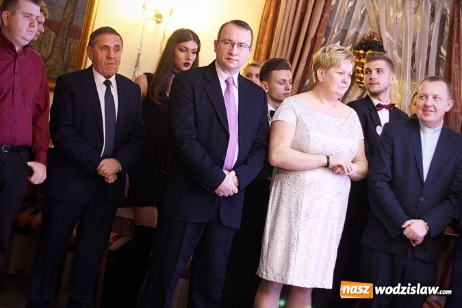 Zdjęcie w galerii na portalu naszwodzislaw.com: Za 110 dni matura. Część uczniów z ZST bawi się w Gościńcu Wodzisławskim wiadomości z regionu