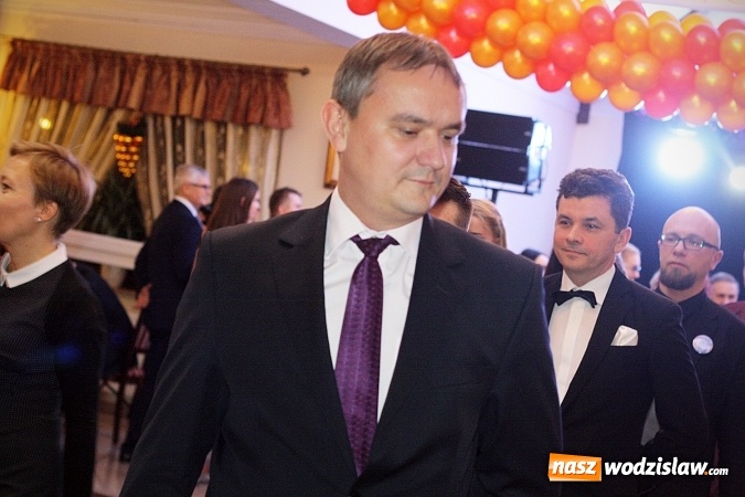 Zdjęcie w galerii na portalu naszwodzislaw.com: Za 110 dni matura. Część uczniów z ZST bawi się w Gościńcu Wodzisławskim wiadomości z regionu