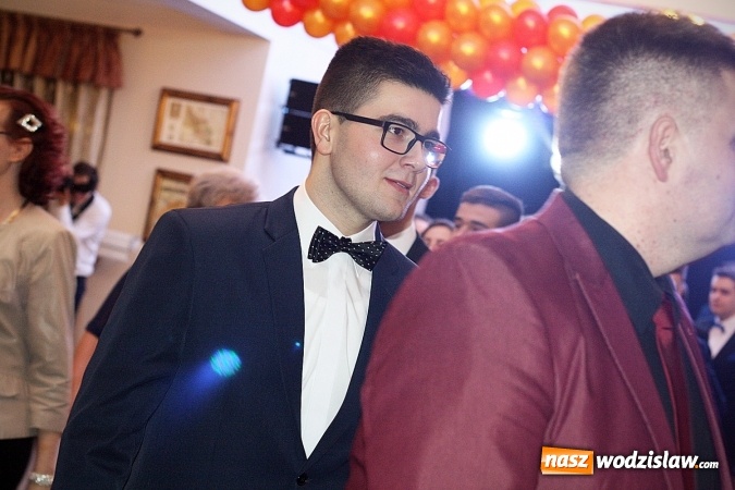 Zdjęcie w galerii na portalu naszwodzislaw.com: Za 110 dni matura. Część uczniów z ZST bawi się w Gościńcu Wodzisławskim wiadomości z regionu