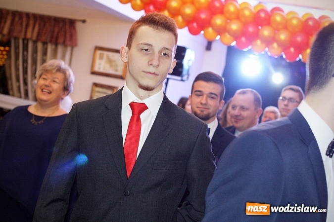 Zdjęcie w galerii na portalu naszwodzislaw.com: Za 110 dni matura. Część uczniów z ZST bawi się w Gościńcu Wodzisławskim wiadomości z regionu