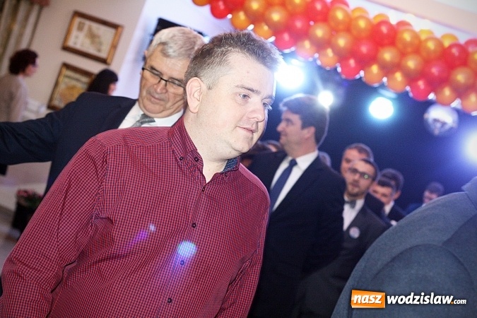 Zdjęcie w galerii na portalu naszwodzislaw.com: Za 110 dni matura. Część uczniów z ZST bawi się w Gościńcu Wodzisławskim wiadomości z regionu