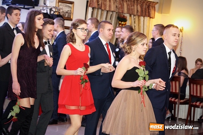 Zdjęcie w galerii na portalu naszwodzislaw.com: Za 110 dni matura. Część uczniów z ZST bawi się w Gościńcu Wodzisławskim wiadomości z regionu