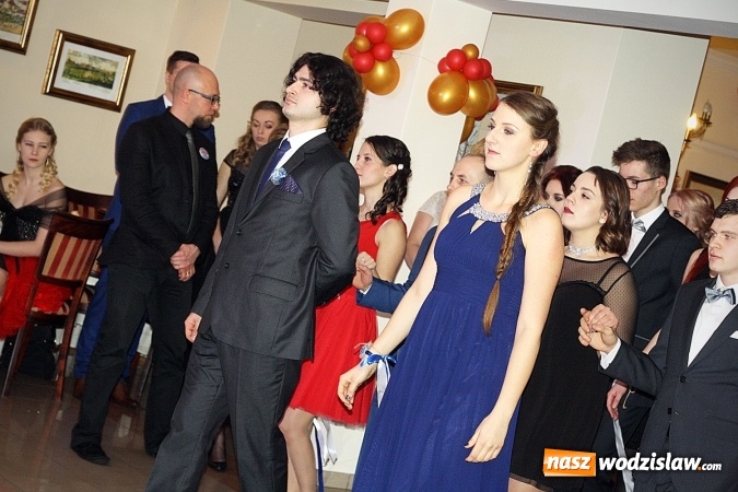 Zdjęcie w galerii na portalu naszwodzislaw.com: Za 110 dni matura. Część uczniów z ZST bawi się w Gościńcu Wodzisławskim wiadomości z regionu