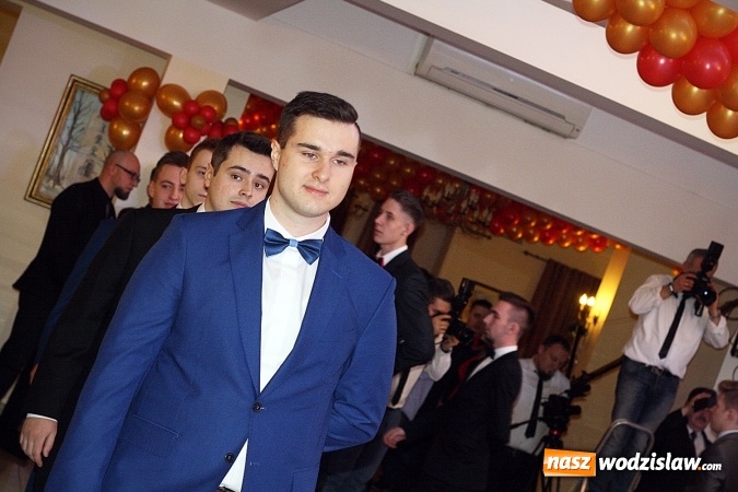 Zdjęcie w galerii na portalu naszwodzislaw.com: Za 110 dni matura. Część uczniów z ZST bawi się w Gościńcu Wodzisławskim wiadomości z regionu