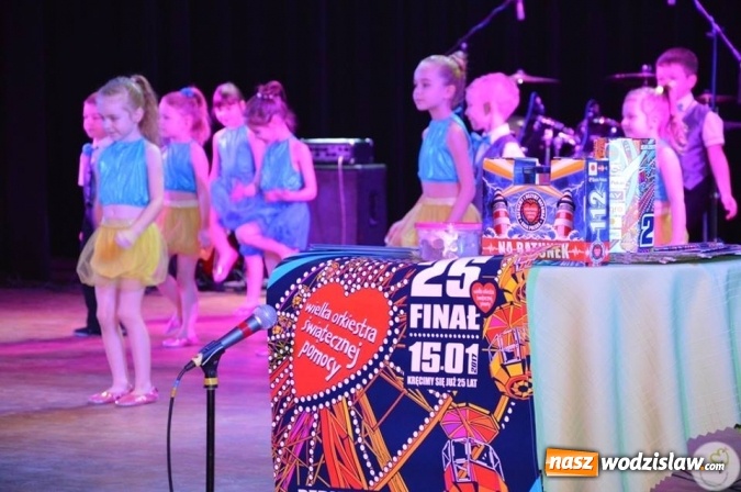 Zdjęcie w galerii na portalu naszwodzislaw.com: WOŚP w Radlinie. Pobito zeszłoroczny rekord wiadomości z regionu