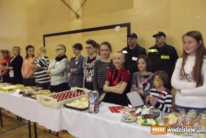 Zdjęcie w galerii na portalu naszwodzislaw.com: Ponad 12 tys. złotych uzbierano podczas finału WOŚP w Mszanie wiadomości z regionu