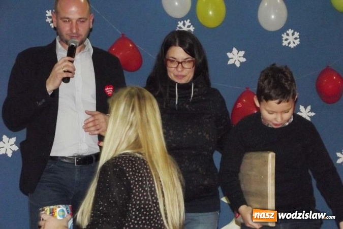 Zdjęcie w galerii na portalu naszwodzislaw.com: Ponad 12 tys. złotych uzbierano podczas finału WOŚP w Mszanie wiadomości z regionu
