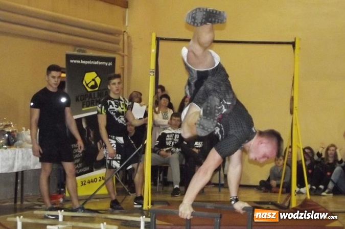 Zdjęcie w galerii na portalu naszwodzislaw.com: Ponad 12 tys. złotych uzbierano podczas finału WOŚP w Mszanie wiadomości z regionu