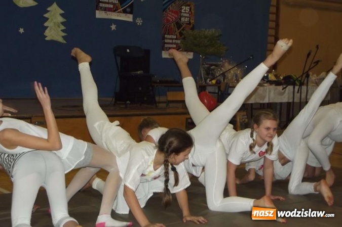 Zdjęcie w galerii na portalu naszwodzislaw.com: Ponad 12 tys. złotych uzbierano podczas finału WOŚP w Mszanie wiadomości z regionu