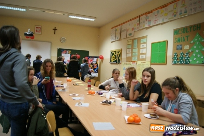Zdjęcie w galerii na portalu naszwodzislaw.com: WOŚP w Czyżowicach. Zebrano ponad 10 tys. złotych wiadomości z regionu