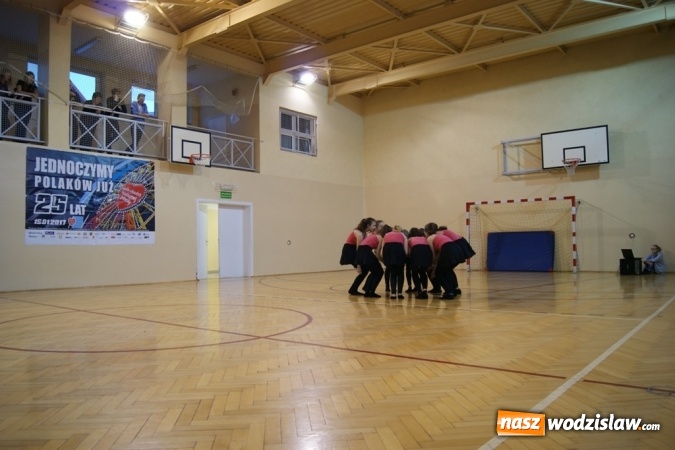 Zdjęcie w galerii na portalu naszwodzislaw.com: WOŚP w Czyżowicach. Zebrano ponad 10 tys. złotych wiadomości z regionu