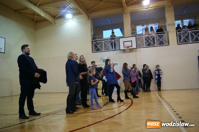 Zdjęcie w galerii na portalu naszwodzislaw.com: WOŚP w Czyżowicach. Zebrano ponad 10 tys. złotych wiadomości z regionu