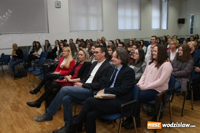 Zdjęcie w galerii na portalu naszwodzislaw.com: Liceum w Rydułtowach współpracuje z Uniwersytetem Śląskim  wiadomości z regionu