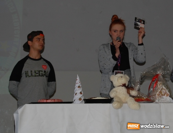 Zdjęcie w galerii na portalu naszwodzislaw.com: Zespół Szkół Ponadgimnazjalnych w Pszowie zagrał z Wielką Orkiestrą Świątecznej Pomocy  wiadomości z regionu