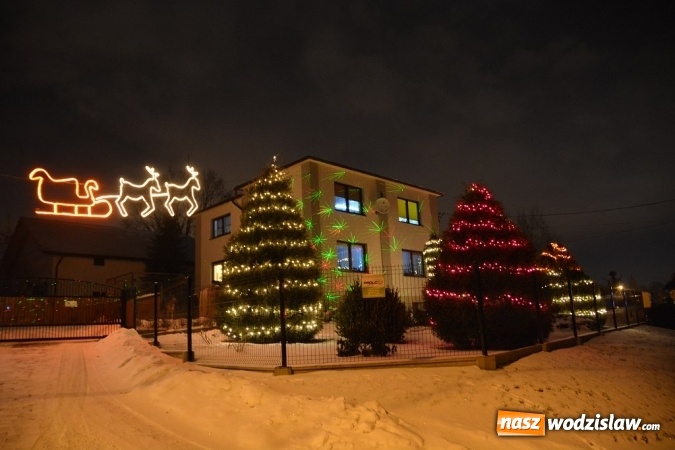 Zdjęcie w galerii na portalu naszwodzislaw.com: Marklowice: Najładniejsza dekoracja świąteczno – noworoczna. Rozstrzygnięto konkurs wiadomości z regionu