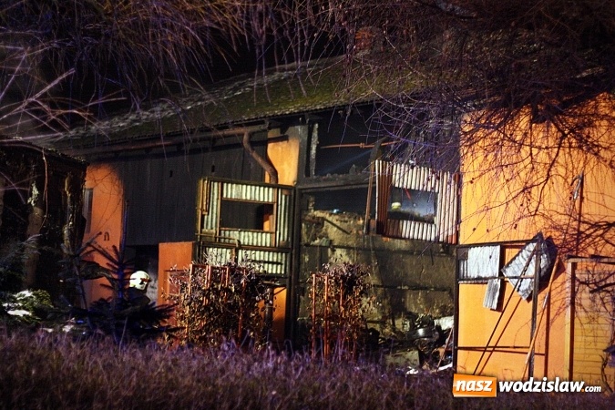 Zdjęcie w galerii na portalu naszwodzislaw.com: Pszów: Prace spawalnicze przyczyną pożaru. FOTO wiadomości z regionu
