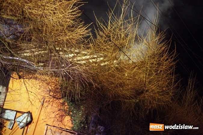 Zdjęcie w galerii na portalu naszwodzislaw.com: Pszów: Prace spawalnicze przyczyną pożaru. FOTO wiadomości z regionu