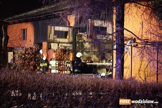 Zdjęcie w galerii na portalu naszwodzislaw.com: Pszów: Prace spawalnicze przyczyną pożaru. FOTO wiadomości z regionu