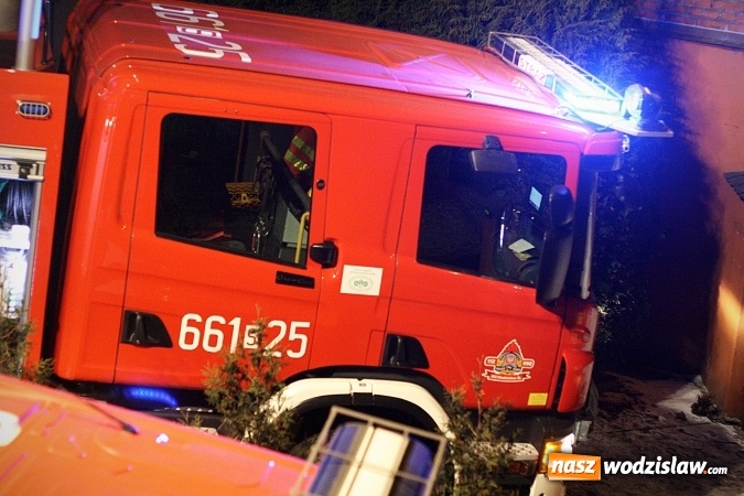 Zdjęcie w galerii na portalu naszwodzislaw.com: Pszów: Prace spawalnicze przyczyną pożaru. FOTO wiadomości z regionu