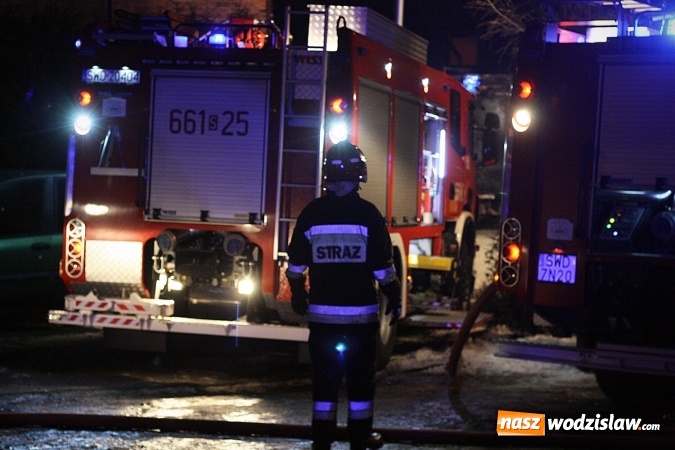 Zdjęcie w galerii na portalu naszwodzislaw.com: Pszów: Prace spawalnicze przyczyną pożaru. FOTO wiadomości z regionu