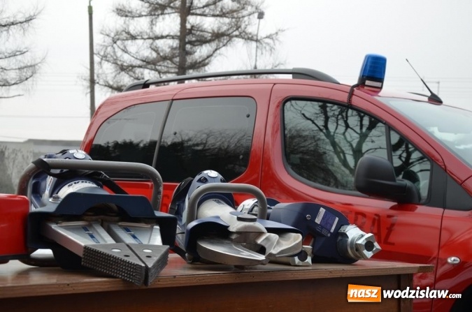 Zdjęcie w galerii na portalu naszwodzislaw.com: Wodzisławscy strażacy otrzymali sprzęt za około 200 tys. złotych. Będzie też nowy w&oacute;z bojowy z drabiną wiadomości z regionu