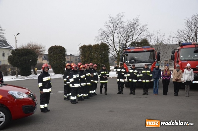 Zdjęcie w galerii na portalu naszwodzislaw.com: Wodzisławscy strażacy otrzymali sprzęt za około 200 tys. złotych. Będzie też nowy w&oacute;z bojowy z drabiną wiadomości z regionu