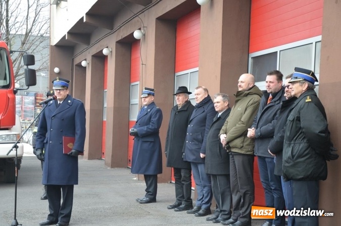 Zdjęcie w galerii na portalu naszwodzislaw.com: Wodzisławscy strażacy otrzymali sprzęt za około 200 tys. złotych. Będzie też nowy w&oacute;z bojowy z drabiną wiadomości z regionu