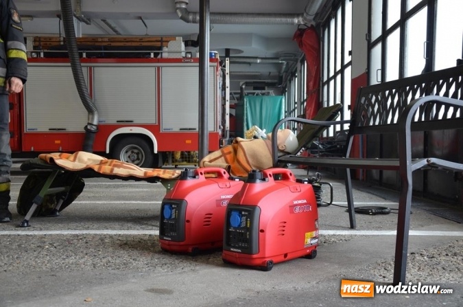 Zdjęcie w galerii na portalu naszwodzislaw.com: Wodzisławscy strażacy otrzymali sprzęt za około 200 tys. złotych. Będzie też nowy w&oacute;z bojowy z drabiną wiadomości z regionu