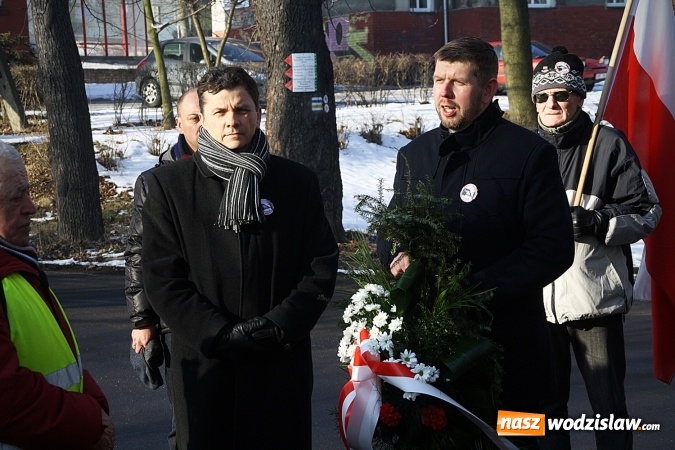 Zdjęcie w galerii na portalu naszwodzislaw.com: Upamiętnili pomordowanych w marszach śmierci wiadomości z regionu