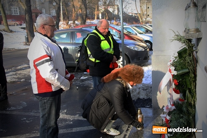 Zdjęcie w galerii na portalu naszwodzislaw.com: Upamiętnili pomordowanych w marszach śmierci wiadomości z regionu