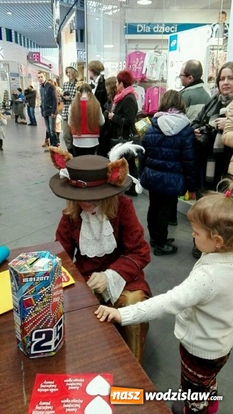 Zdjęcie w galerii na portalu naszwodzislaw.com: Galeria Karuzela zagrała dla WOŚP  wiadomości z regionu