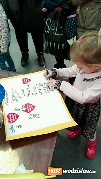 Zdjęcie w galerii na portalu naszwodzislaw.com: Galeria Karuzela zagrała dla WOŚP  wiadomości z regionu