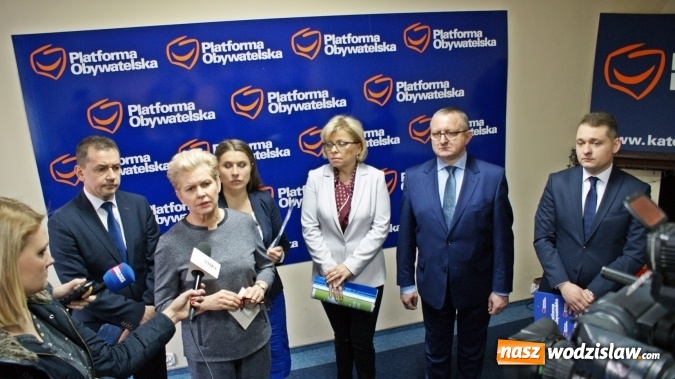Zdjęcie w galerii na portalu naszwodzislaw.com: Posłowie z regionu o ustawie antysmogowej wiadomości z regionu