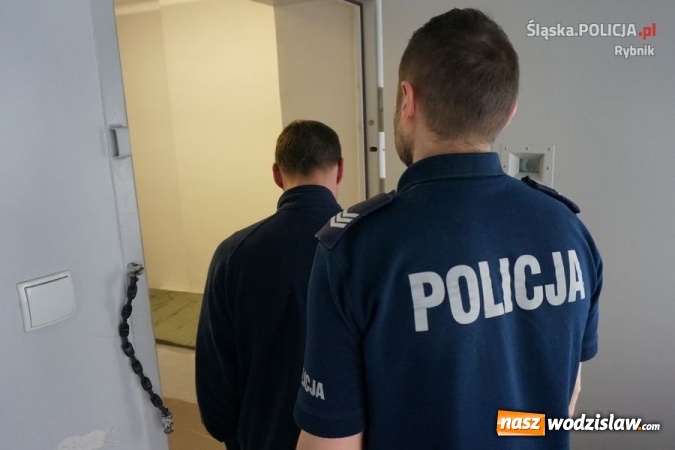 Zdjęcie w galerii na portalu naszwodzislaw.com: M&oacute;gł zabić kobietę w ciąży. Mieszkaniec Czyżowic uciekał przed policją wiadomości z regionu