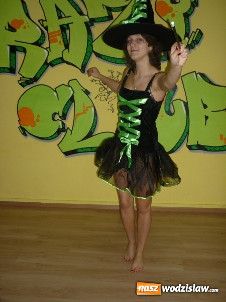 Zdjęcie w galerii na portalu naszwodzislaw.com: Promocje w całorocznej Wypożyczalni Strojów dla dzieci i dorosłych Crazy Club! wiadomości z regionu