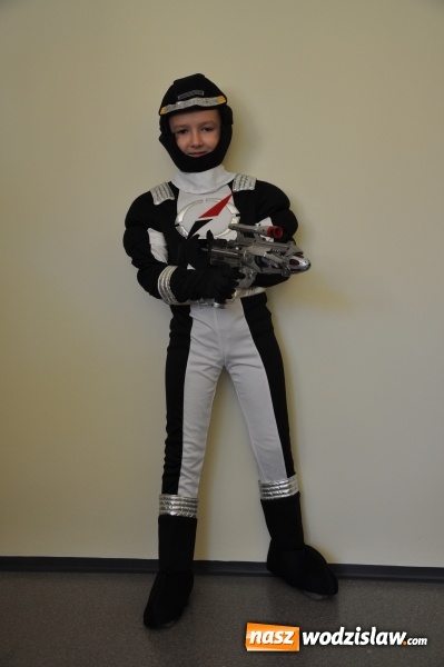 Zdjęcie w galerii na portalu naszwodzislaw.com: Promocje w całorocznej Wypożyczalni Strojów dla dzieci i dorosłych Crazy Club! wiadomości z regionu