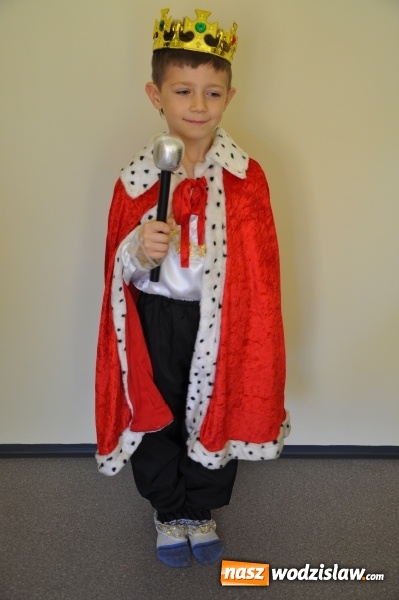 Zdjęcie w galerii na portalu naszwodzislaw.com: Promocje w całorocznej Wypożyczalni Strojów dla dzieci i dorosłych Crazy Club! wiadomości z regionu