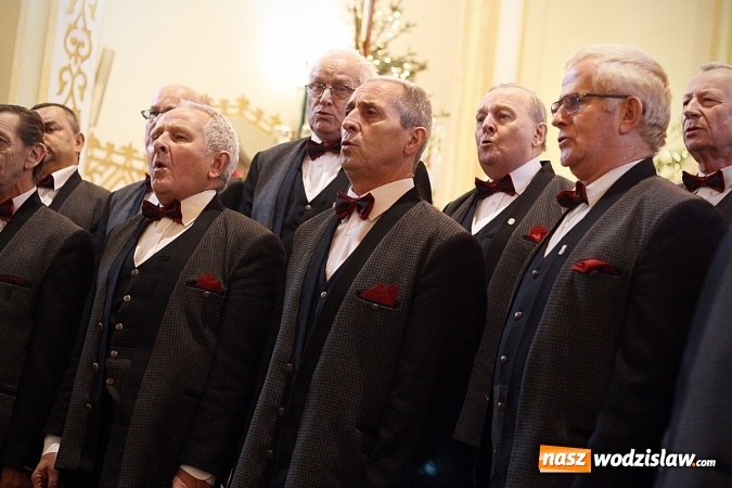 Zdjęcie w galerii na portalu naszwodzislaw.com: W kościele WNMP zabrzmiały kolędy i pastorałki  wiadomości z regionu