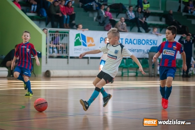 Zdjęcie w galerii na portalu naszwodzislaw.com: Unia Turza Śląska zwycięzcą I Charytatywnego Turnieju Halowej Piłki Nożnej wiadomości z regionu