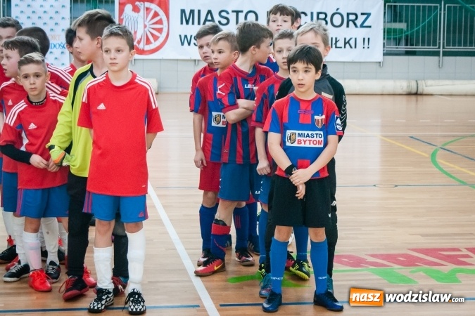 Zdjęcie w galerii na portalu naszwodzislaw.com: Unia Turza Śląska zwycięzcą I Charytatywnego Turnieju Halowej Piłki Nożnej wiadomości z regionu