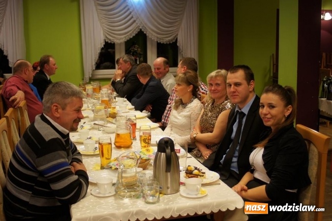 Zdjęcie w galerii na portalu naszwodzislaw.com: Rolnicy bawili się na tradycyjnej biesiadzie w Ośrodku Kultury w Połomi wiadomości z regionu