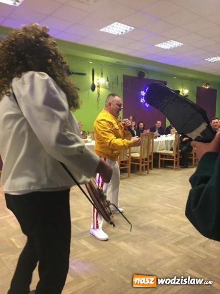 Zdjęcie w galerii na portalu naszwodzislaw.com: Rolnicy bawili się na tradycyjnej biesiadzie w Ośrodku Kultury w Połomi wiadomości z regionu