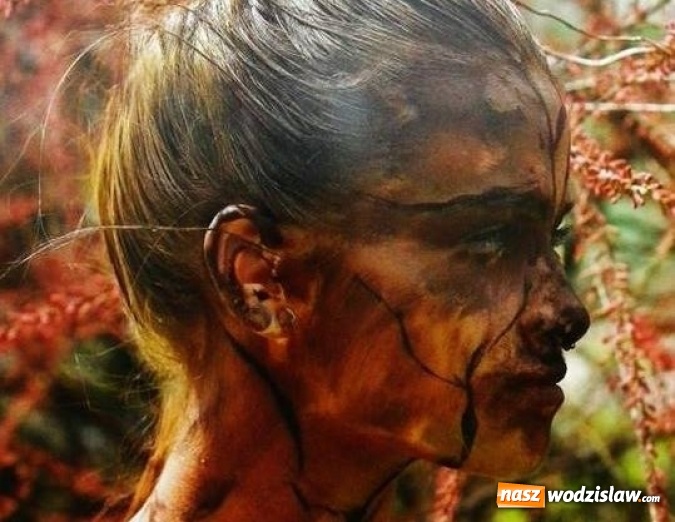 Zdjęcie w galerii na portalu naszwodzislaw.com: Wystawa Body Art w Bibliotece  wiadomości z regionu