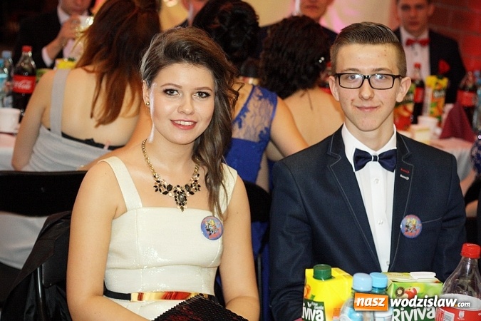 Zdjęcie w galerii na portalu naszwodzislaw.com: Studni&oacute;wka wodzisławskiego Ekonomika. Tak bawią się trzy klasy wiadomości z regionu