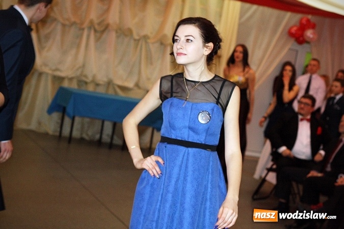 Zdjęcie w galerii na portalu naszwodzislaw.com: Studni&oacute;wka wodzisławskiego Ekonomika. Tak bawią się trzy klasy wiadomości z regionu