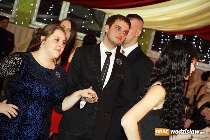 Zdjęcie w galerii na portalu naszwodzislaw.com: Studni&oacute;wka wodzisławskiego Ekonomika. Tak bawią się trzy klasy wiadomości z regionu